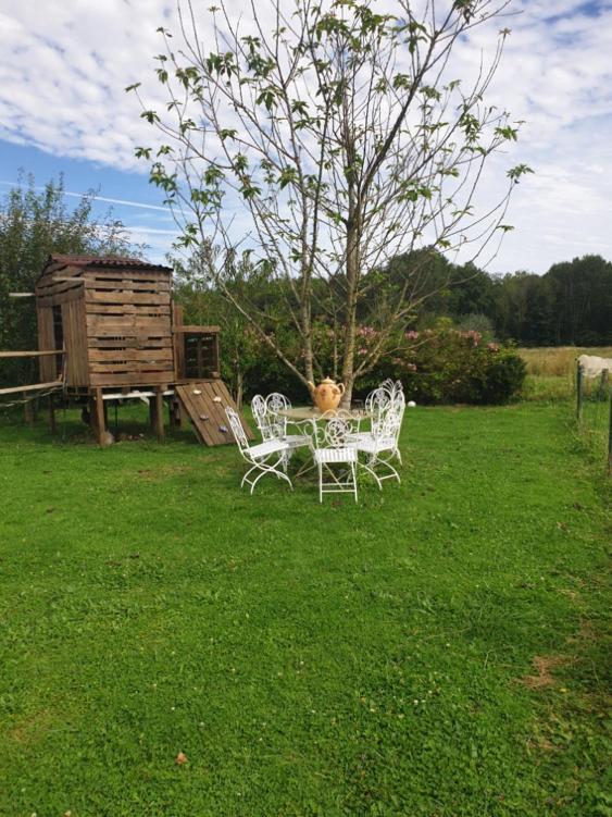 ホテル La Toulotte Chez Claire Et Christian Sancy-les-Provins エクステリア 写真